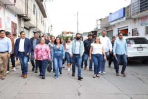 ¡Visita y atiende Eder Rodríguez Casillas la colonia San Francisco Texcalpan!   El programa “De la mano con tu presidente” sigue recorriendo las colonias de Jiutepec para atender las peticiones de la ciudadanía de manera directa
