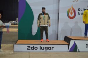 ️‍️ Morelos cierra con cinco medallas en levantamiento de pesas varonil  La selección sub-23 de Morelos brilló en la Olimpiada Nacional Conade 2026 en Tepic, Nayarit:   Carlos Caleb García Valdez conquistó 3 preseas:  Bronce en arranque (116 kg)  Plata en envión (147 kg)  Bronce en total (263 kg)   Joshua Antonio Islas Tapia sumó 2 medallas de plata:  Plata en envión (146 kg)  Plata en total (266 kg)  Con estas cinco medallas (3 platas y 2 bronces), la delegación varonil se suma a las 4 obtenidas por la rama femenil, demostrando disciplina y talento que ponen en alto el nombre de Morelos