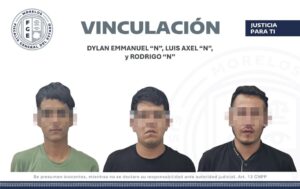 ️ Nueva vinculación a proceso contra Amado “N”  La Fiscalía Especializada para la Investigación y Persecución del Delito de Feminicidio obtuvo un nuevo auto de vinculación a proceso contra Amado “N”, por su probable responsabilidad en:  El homicidio calificado de tres hermanos (dos mujeres y un hombre)