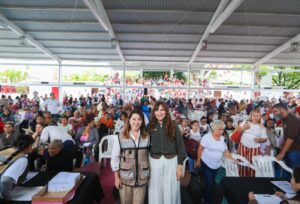 Gobernadora Margarita González Saravia busca que “Corazón de Mujer” sea un derecho constitucional en Morelos  La mandataria estatal encabezó la entrega de tarjetas del programa en Puente de Ixtla, beneficiando a mujeres de entre 55 y 59 años de la región sur