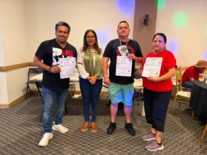️ Morelos llega hasta Chicago para acompañar a sus migrantes   La Dirección General de Migrantes participó en el Carnaval del Brinco del Chinelo y la Feria de Identidad en Chicago, Illinois, llevando servicios y orientación a la comunidad morelense    Más de 100 personas atendidas  Asesoría en doble nacionalidad  Gestión de actas de nacimiento ℹ️ Información sobre programas y apoyos  “Nuestra prioridad es que sepan que no están solos, sin importar la distancia”, destacó Verónica Giles Chávez, directora de Atención a Migrantes ️  Gracias a las y los organizadores del Carnaval Viva Chinelo 2026 por hacer posible este encuentro que fortalece la identidad morelense en EU   El Gobierno de Morelos sigue tejiendo lazos con su gente, sin importar dónde estén   #Migrantes #Morelos #ChinelosEnChicago #IdentidadMorelense #GobiernoDeMorelos
