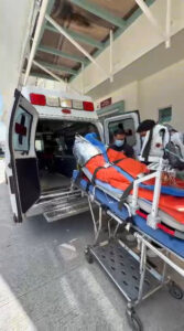 Traslado especializado para menor afectada en Las Granjas  El Gobierno de Morelos, en coordinación con IMSS-Bienestar y el apoyo de la Fundación Shriners Anezeh, concretó el traslado a Galveston, Texas, de una joven de 15 años lesionada en la explosión de la colonia Las Granjas, Cuernavaca