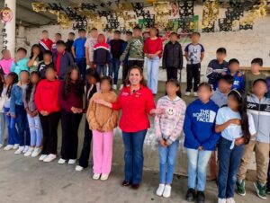 ¡Congreso de Morelos aprueba reformas clave para las familias!  La diputada local del PT, Tania Valentina Rodríguez Ruiz, destacó la aprobación de un paquete de reformas para proteger la salud, educación y economía de las y los morelenses    En el periodo: 140 iniciativas presentadas, 39 leyes aprobadas  Entre lo más destacado:   Sanciones a quien venda o suministre vapeadores a menores  Morelos regula el uso de celulares en escuelas (de preescolar a bachillerato), solo con fines educativos  Prohibido cobrar arrastre y corralón a víctimas de robo de auto cuando su unidad sea recuperada  Oficinas Especializadas en Bienestar Animal obligatorias en los 36 municipios a partir de 2027  Reformas que se traducen en justicia social y protección para las juventudes y familias morelenses   #CongresoMorelos #PT #Morelos #ReformasParaLaGente