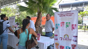 ¡Cuautla vive las Caravanas del Pueblo!   La gobernadora Margarita González Saravia llevó a Cuautla las Caravanas del Pueblo, Territorios de Paz y Buen Vivir, con servicios directos de dependencias estatales y federales, como parte del Plan Cuautla    Presencia en 35 colonias con acciones de salud, medio ambiente, cultura, deporte, empleo, educación y atención a las mujeres  “No se trata de ayudar a una persona, sino de ayudar un pueblo