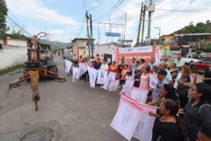 ¡Arranca Eder Rodríguez Casillas una obra más en Jiutepec!   El Ayuntamiento de Jiutepec dio el banderazo para arrancar los trabajos de rehabilitación de las calles Emiliano Zapata y Camino Viejo a San Gaspar, en la colonia Miguel Hidalgo